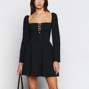 Reformation Johnny dress NWT size 8 black long sleeve square neck lace up